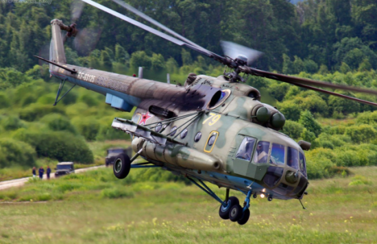В аэропорту Внуково потерпел крушение вертолет